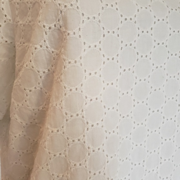 Lark & Ro white eyelet top - Picture 4 of 7